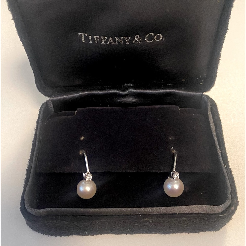 Tiffany & Co. diamond and white pearl earrings
